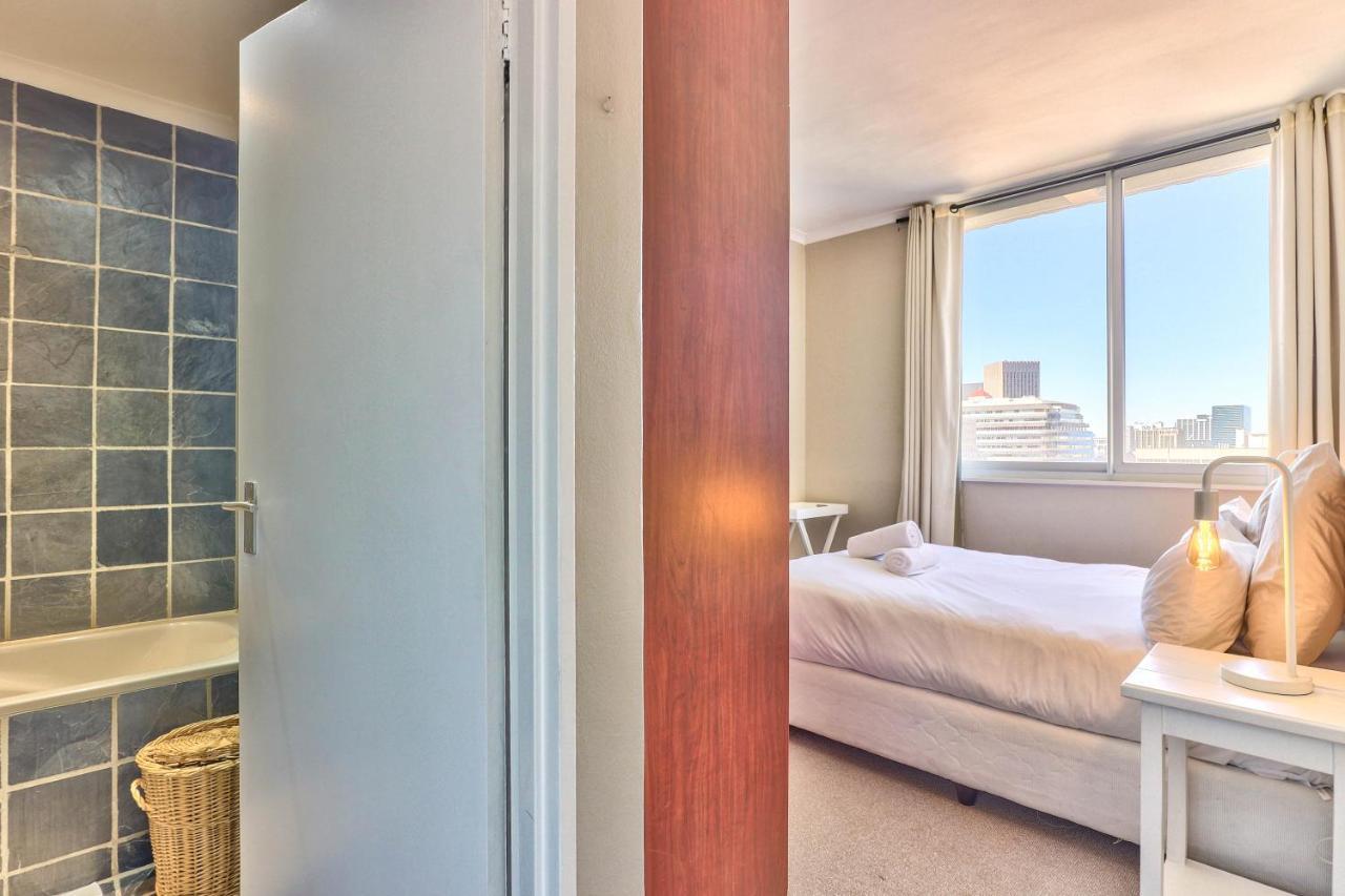 600a Perspectives * Cape Town